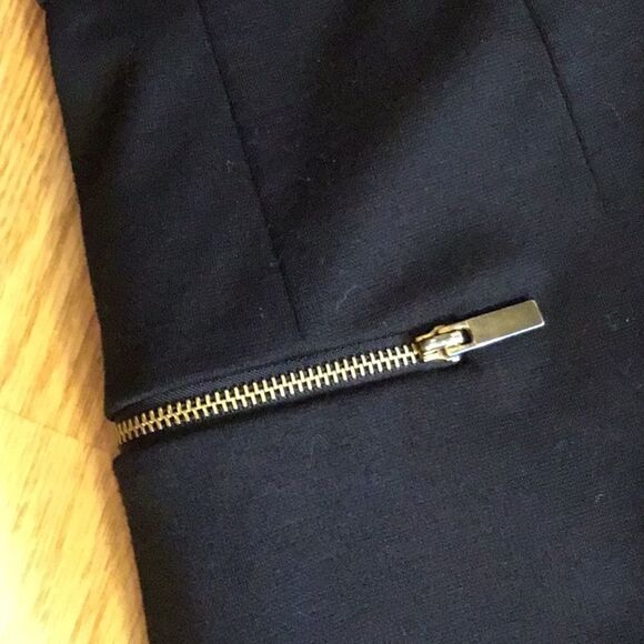 Black pencil shirt is size 2 x large SIMPLY EMMA - Picture 4 of 8